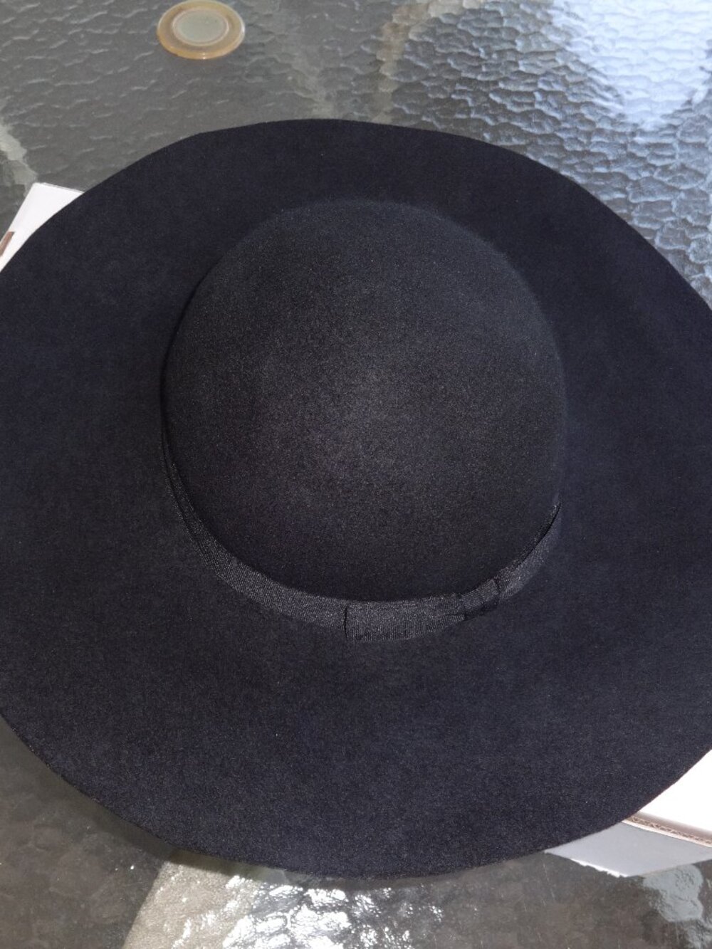 ADORA women's black wool felt floppy hat, 1 size, adjustable inside band, VGC
